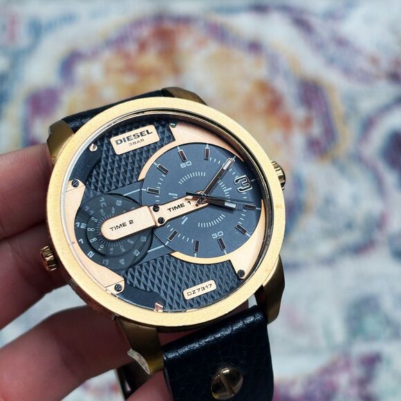 Diesel Mini Daddy Rose Gold Watch - Picture 5 of 9